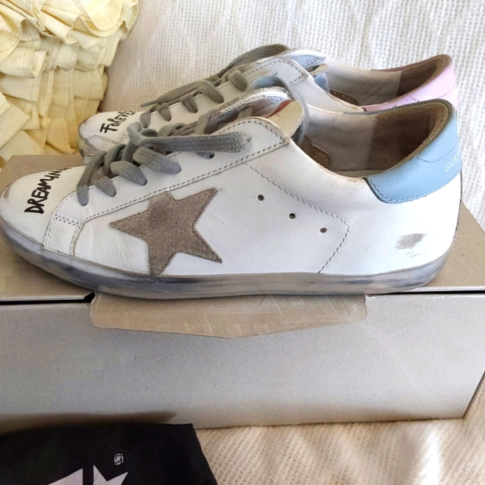GOLDEN GOOSE SNEAKERS